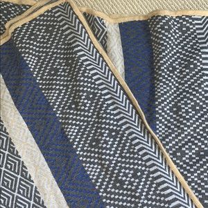 Over the shoulder wrap